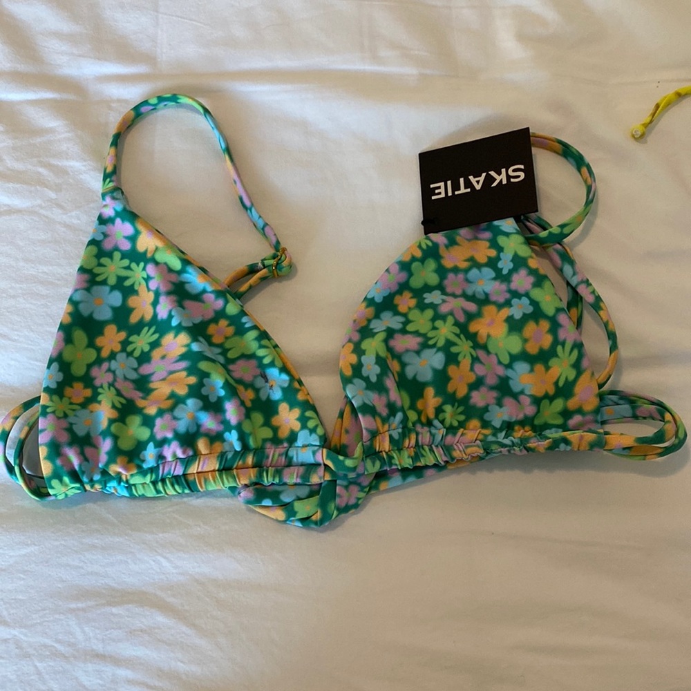 SKATIE Swim Top